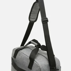 Bolsa fin de semana en nylon reciclado con bandolera extraíble