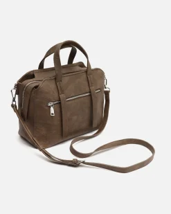 Bolso bandolera con asa de mano