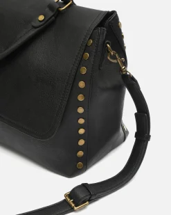 Bolso bandolera grande con solapa y detalles metálicos