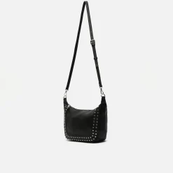 Bolso bandolera mediano con detalles metálicos