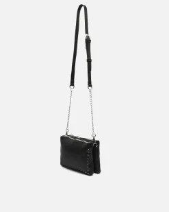 Bolso bandolera pequeño con detalles metálicos