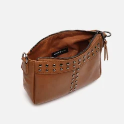 Bolso bandolera pequeño con detalles metálicos