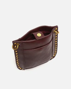 Bolso bandolera pequeño con detalles metálicos