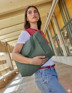 Bolso shopper grande en nylon con bolsillo para portátil (15