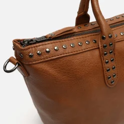 Bolso tote con asa bandolera y detalles metálicos