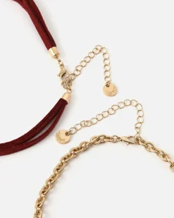 Collar largo con detalles
