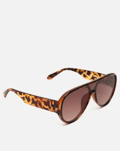 Gafas de sol ovaladas con montura de pasta