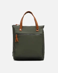 Mochila con asa de mano