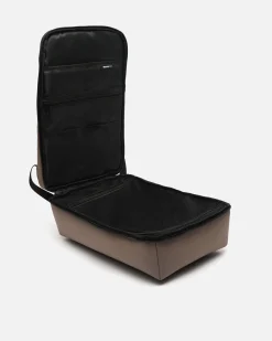 Mochila de viaje con bolsillo para portátil (15.6