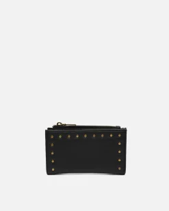 Monedero pequeño con detalles metálicos