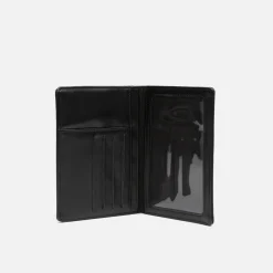 Porta pasaporte